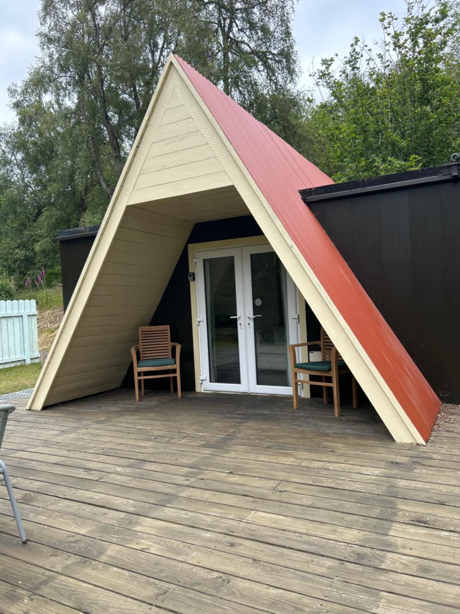1Lochness Glam Lodges Инвернес Екстериор снимка